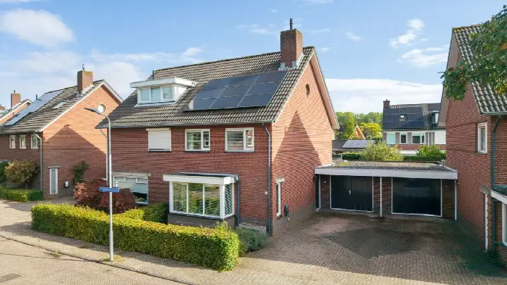 Tussenwoning te koop: Fientje Brouwersstraat 7, Kom Engelen 'S-Hertogenbosch
