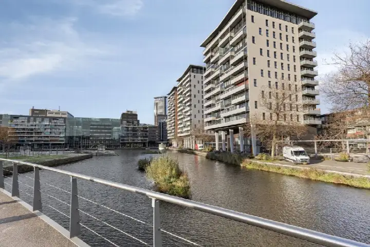 Appartement te huur: Fijnjekade 195, Laakhaven-Oost 'S-Gravenhage