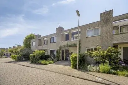 Tussenwoning te koop: Filips van Bourgondiëstraat 46, Gouwsluis Alphen Aan Den Rijn