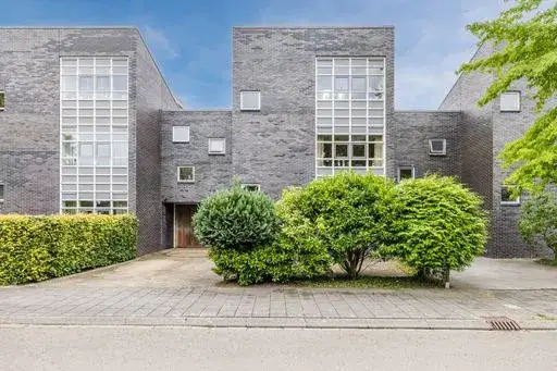 Tussenwoning te koop: Fivelgolaan 16, De Buitenhof Groningen