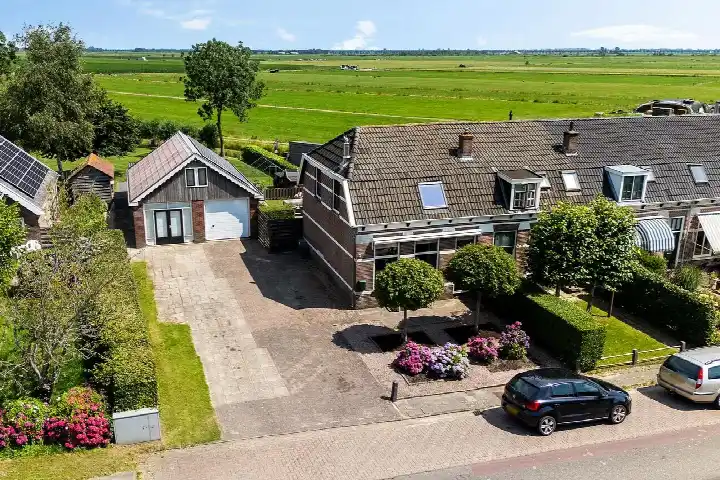 Hoekwoning te koop: Fjildwei 22, Akmarijp Akmarijp