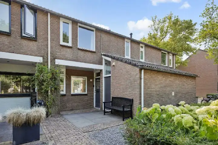 Tussenwoning te koop: Fleringen 73, Lokeren 'S-Hertogenbosch