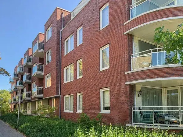 Appartement te huur: Floralaan 125, Bloemenbuurt Oegstgeest