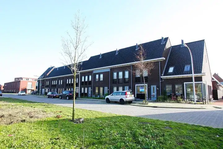 Corner house for rent: Floralaan 91, Keijzershof Erven Pijnacker