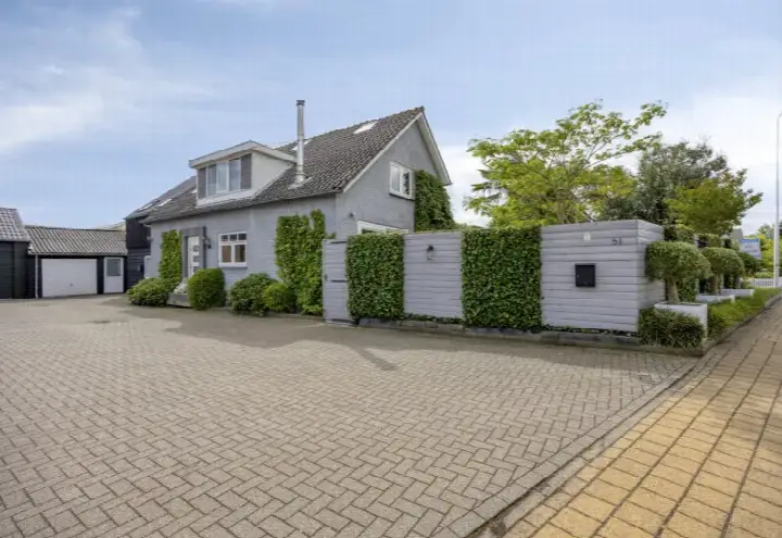 Detached house for sale: Floraweg 51, Tuinbouwgebied Roelofarendsveen