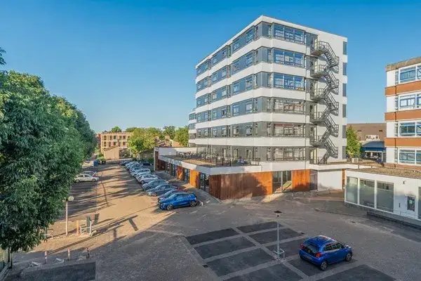 Studio te koop: Floridaweg 24F, Diepenbuurt Capelle Aan Den Ijssel