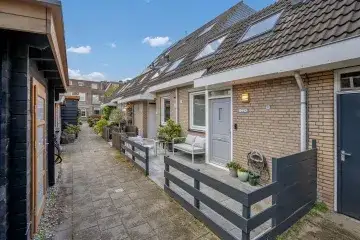 Tussenwoning te koop: Fonteynenburghlaan 22, Voorburg West zuid Voorburg