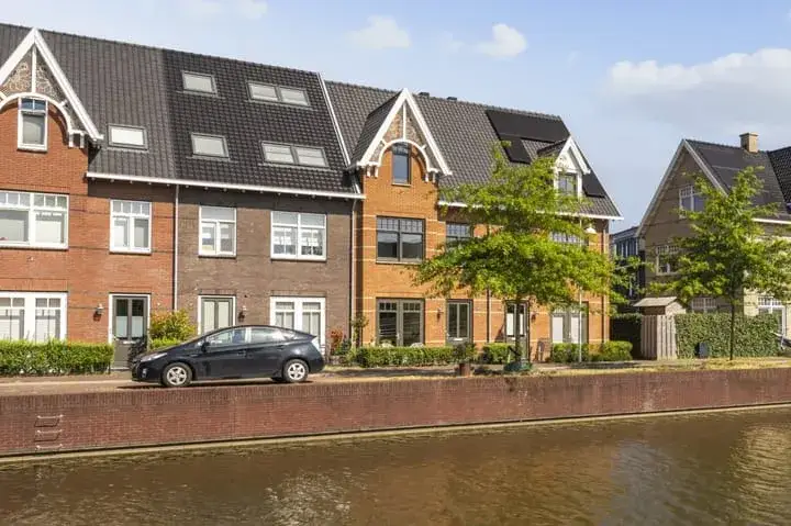 Tussenwoning te koop: Fort Diemerdamstraat 19, Lanenrijk Weesp