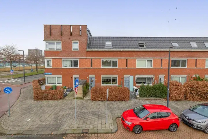 Corner house for sale: Francis Picabiastraat 85, Nesselande Rotterdam
