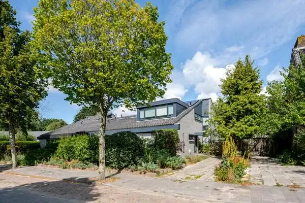 Semi-detached for sale: Franklin D. Rooseveltlaan 6, Presidentenbuurt Rijswijk