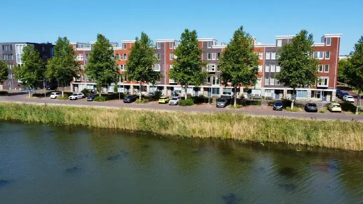 Tussenwoning te koop: Frankrijkkade 210, Europakwartier W.-Zuid Almere