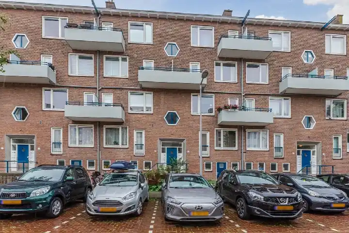 Studio te koop: Freek Oxstraat 23-2, Dobbebuurt Amsterdam