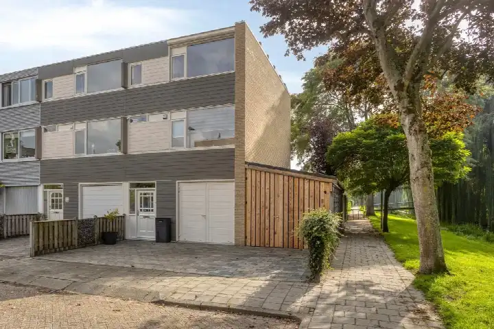 Hoekwoning te koop: Fregat 55, De Kapel en omgeving Brielle