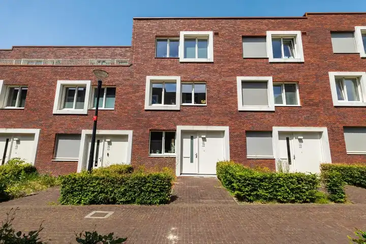 Tussenwoning te koop: Friesestraatweg 209-16, Friesestraatweg Groningen