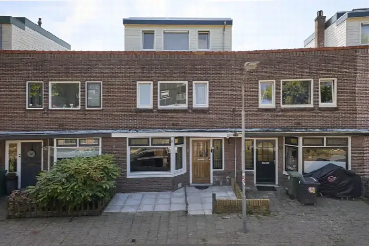 Tussenwoning te koop: Friezenstraat 18, Kruistochtbuurt Haarlem