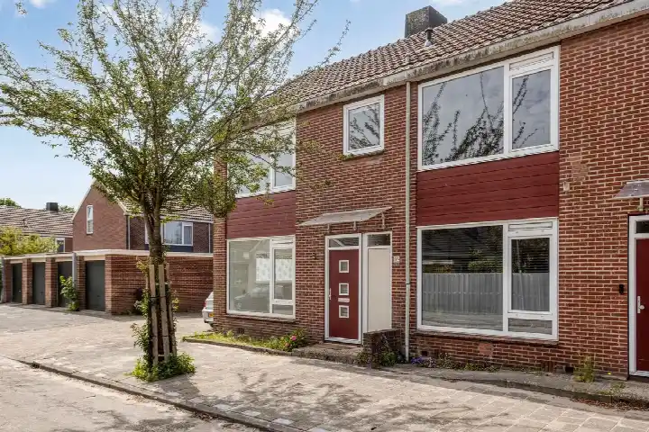 Hoekwoning te koop: Fröbelstraat 12, Spijkerboorbuurt Haarlem