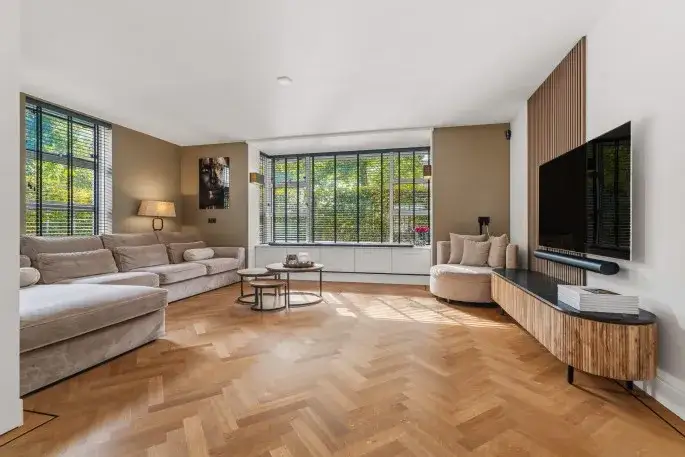 Corner house for sale: Fruitlaan 46, Oosterhout Nijmegen