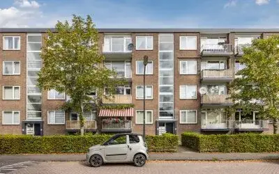 Appartement te koop: G.A. Brederolaan 81D, Sluispolder West Maassluis