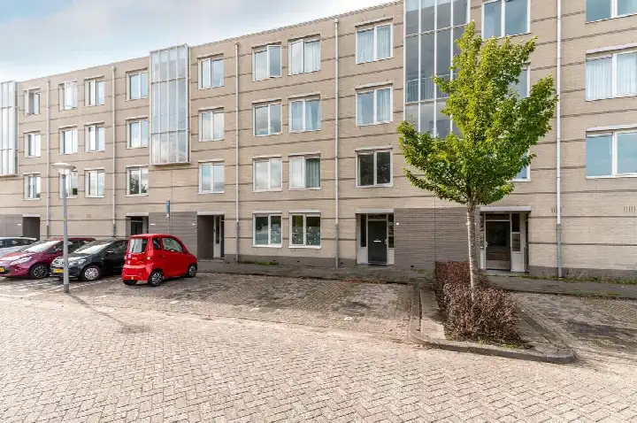 Appartement te koop: G.A. Overdijkinkstraat 86, Bouwmeesterbuurt Oost Almere