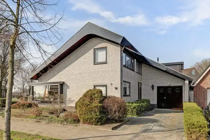 Vrijstaande woning te koop: Gaastweg 56, Sint Nicolaasga Sint Nicolaasga