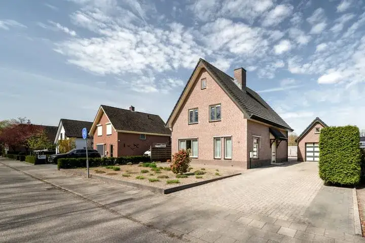 Detached house for sale: Garderenseweg 42, Uddel Uddel