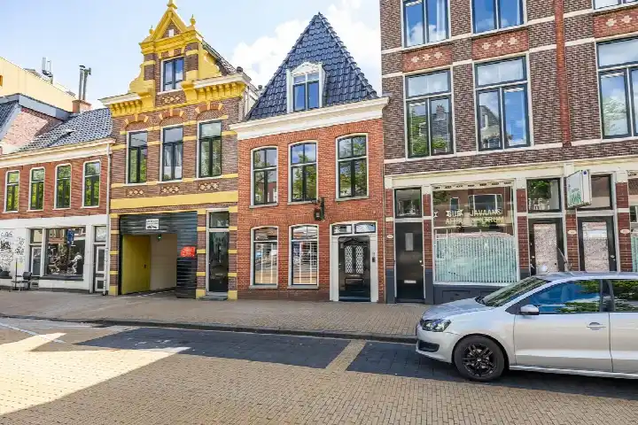 Terraced house for sale: Gedempte Zuiderdiep 108, Binnenstad-Zuid Groningen