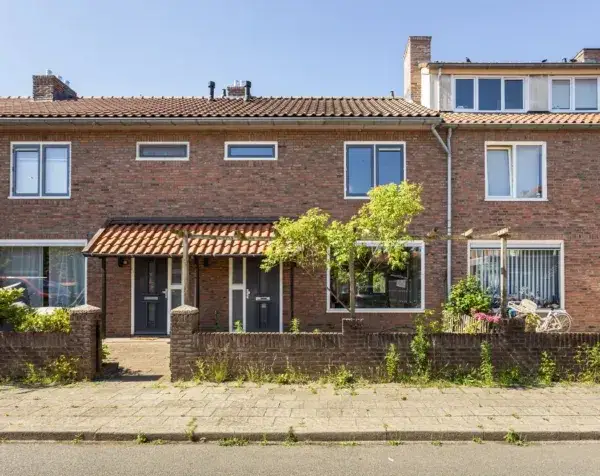 Tussenwoning te koop: Geelgorsstraat 42, Zangvogelbuurt Amersfoort