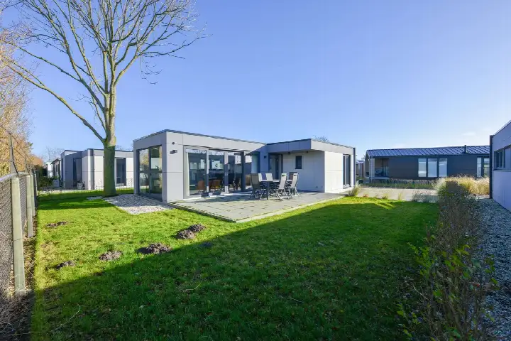Home for sale: Geertruidaweg 3NR.-008, Verspreide huizen Scherpenisse Scherpenisse