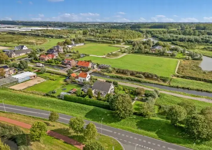 Vrijstaande woning te koop: Geerweg 61, Buitengebied Nootdorp Nootdorp