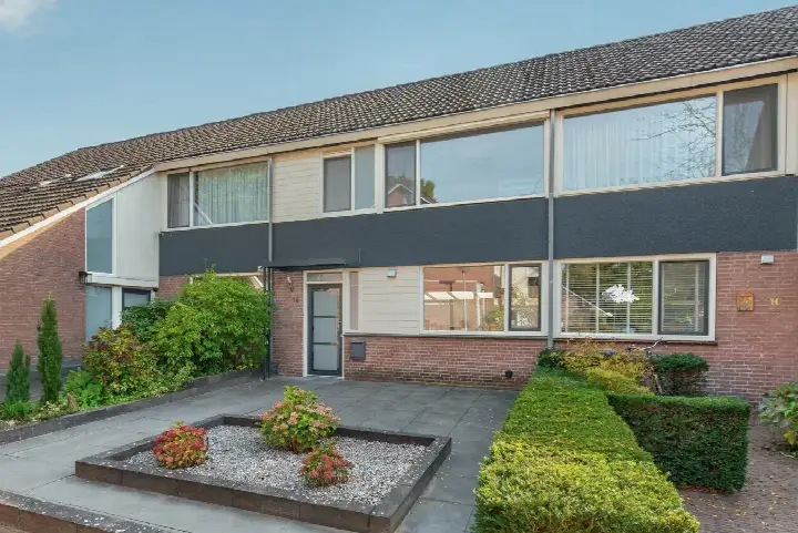 Terraced house for sale: Geleenhof 18, Hanevoet Eindhoven
