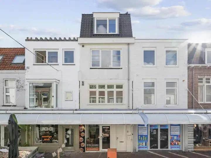 Apartment for sale: Generaal Cronjéstraat 106A, Generaalsbuurt Haarlem