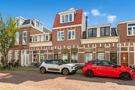 Tussenwoning te koop: Generaal Joubertstraat 74, Nelson Mandelabuurt Haarlem