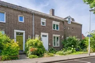 Tussenwoning te koop: Generaal Marshall-Laan 15, Wyckerpoort Maastricht
