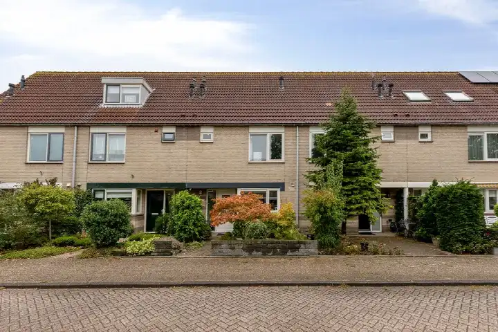 Terraced house for sale: Gentiaan 12, Achter het Raadhuis Nootdorp