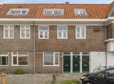 Apartment for sale: Gentiaanplein 42, Van der Pekbuurt Amsterdam