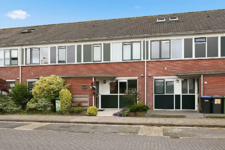 Tussenwoning te koop: George Gershwinstraat 80, Rooswijk Noord Zaandijk