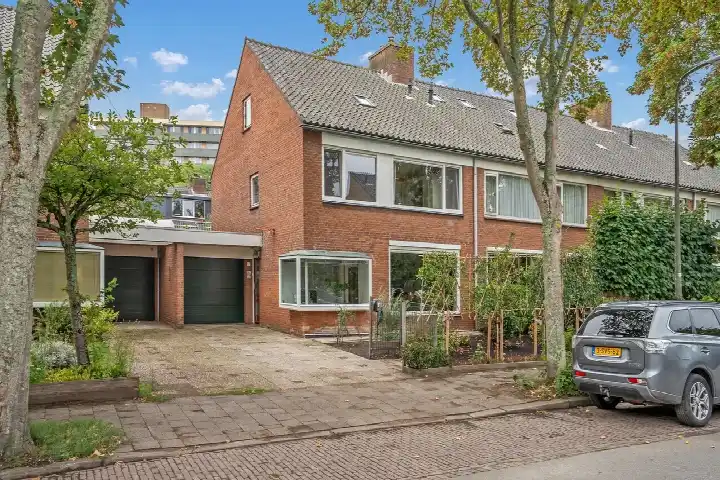 Tussenwoning te koop: George Washingtonlaan 17, Presidentenbuurt Rijswijk (Zh)