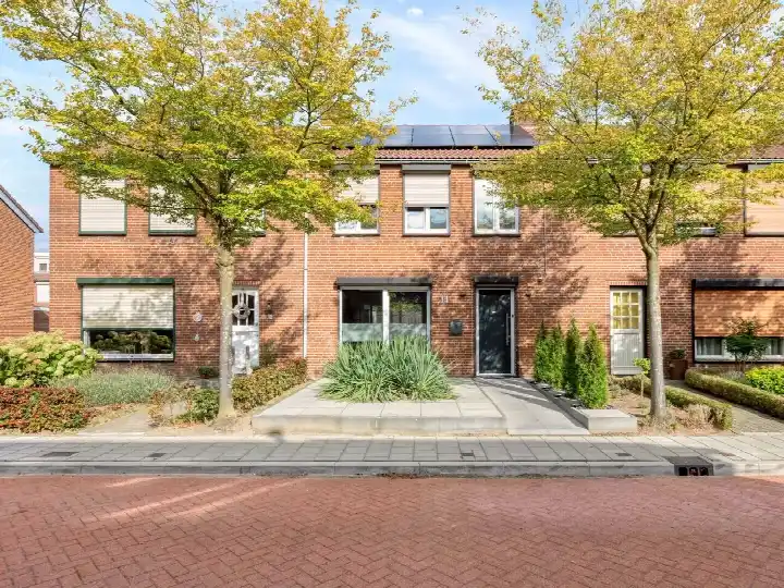 Terraced house for sale: Ger Wijnhovenstraat 14, Tienray Tienray
