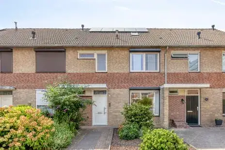 Tussenwoning te koop: Gerard Bruninglaan 91, Bladel Wilhelminalaan Bladel