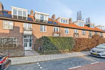 Terraced house for sale: Gerard Doulaan 33, Stadshart Amstelveen