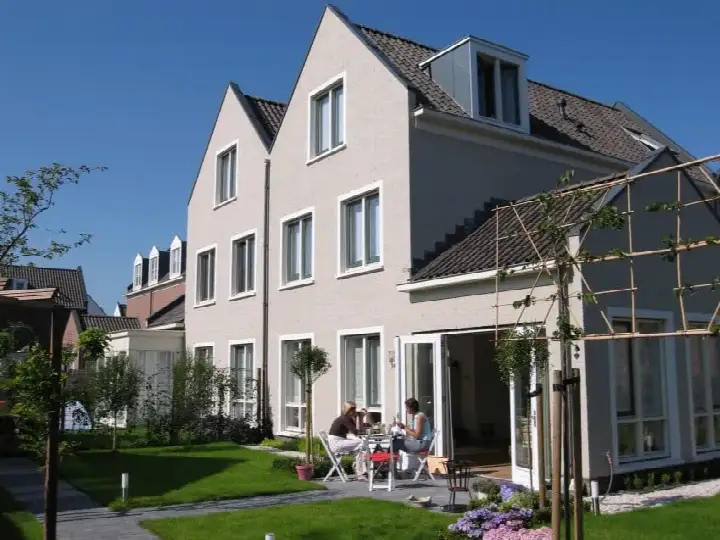 Twee-onder-één-kap te huur: Gerrit Achterberglaan 4, De Meern-Noord De Meern