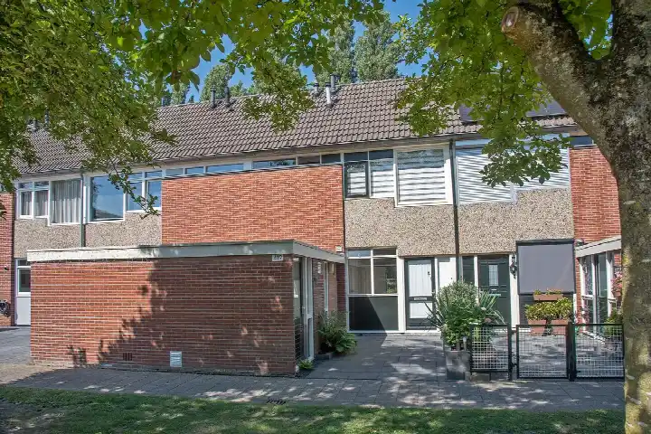 Terraced house for sale: Gerrit Peuscherstraat 419, Tijertshoek Hengelo