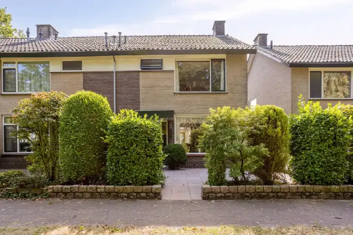 Hoekwoning te koop: Gerrit van der Veenstraat 101, Klaarwater Soest