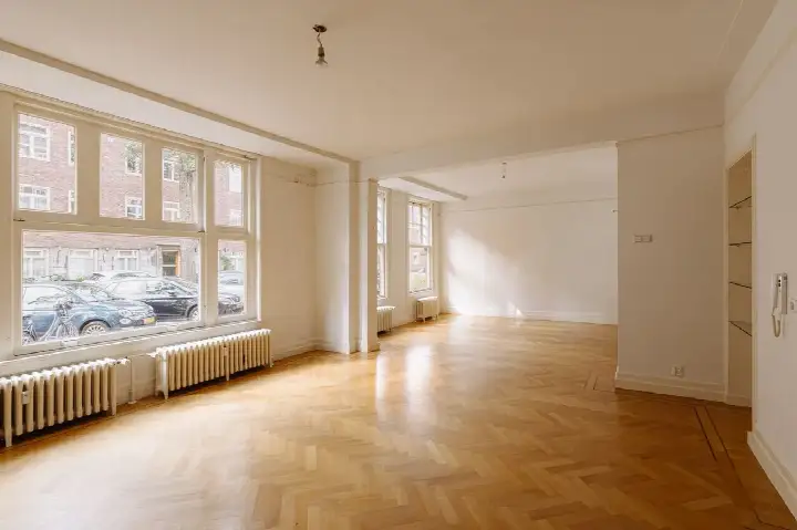 Apartment for sale: Gerrit van der Veenstraat 82H, Minervabuurt-Noord Amsterdam