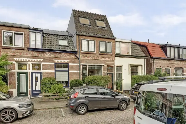 Tussenwoning te koop: Gerrit van Stellingwerfstraat 70, Gerrit van Stellingwerfstraat e.o. Amersfoort