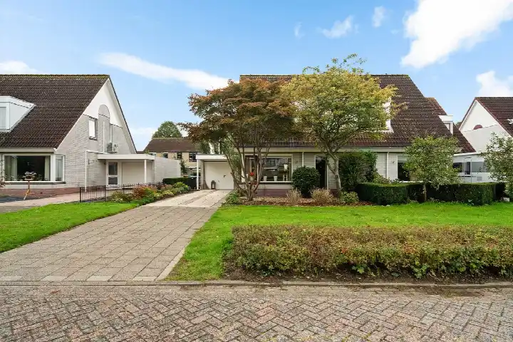 Twee-onder-één-kap te koop: Gerstehof 23, Bremerpark Biddinghuizen