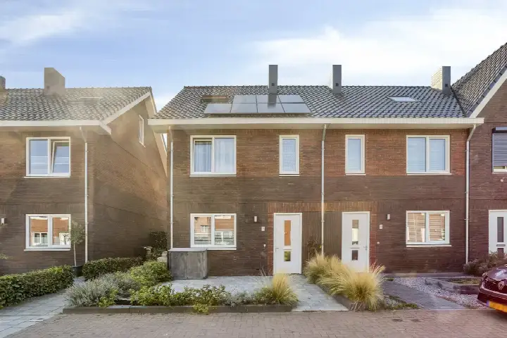 Corner house for sale: Gerststraat 12, Linne Linne