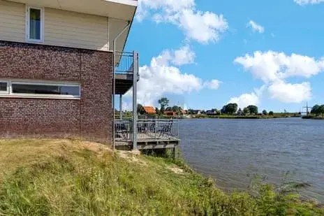 Detached house for sale: Geuzehoeke 36-636, Groot binnenwater Eanjum