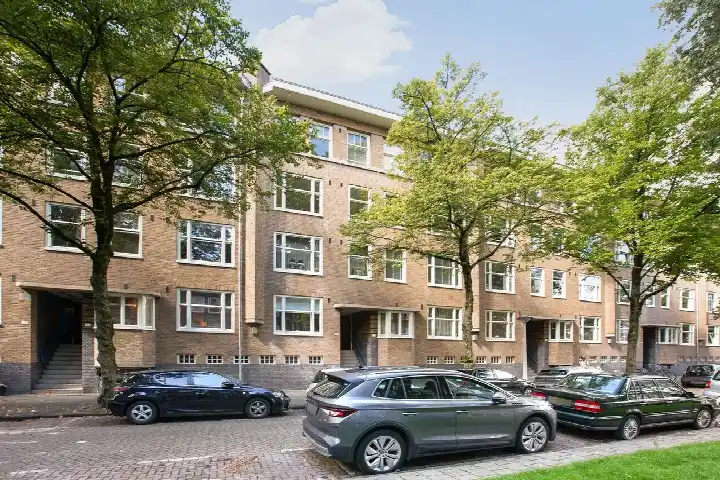 Apartment for sale: Geuzenstraat 41-2, Geuzenhofbuurt Amsterdam