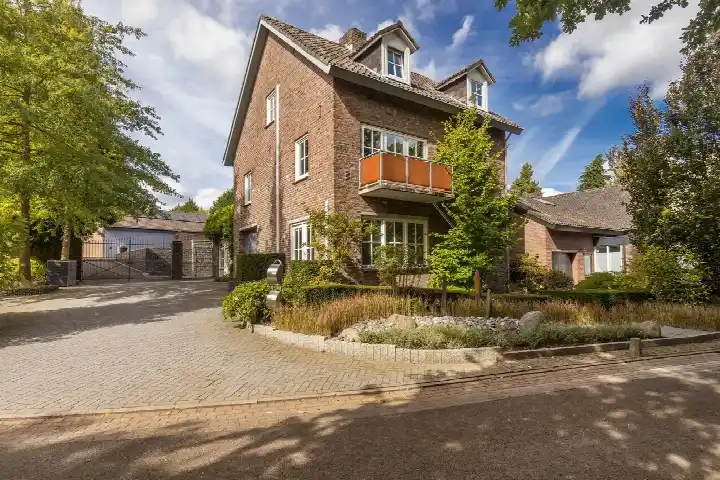 Appartement te koop: Geverikerstraat 111, Geverik Beek